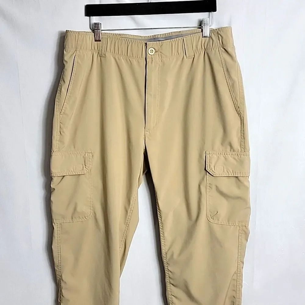 🖤 5/$20 🖤 ROUND TREE & YORKE.. performance work pants..